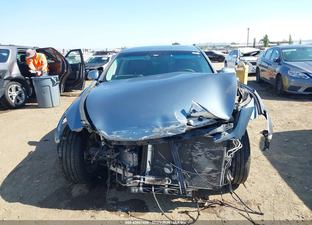 2018 INFINITI Q70 3.7 LUXE VIN: JN1BY1AP9JM180112