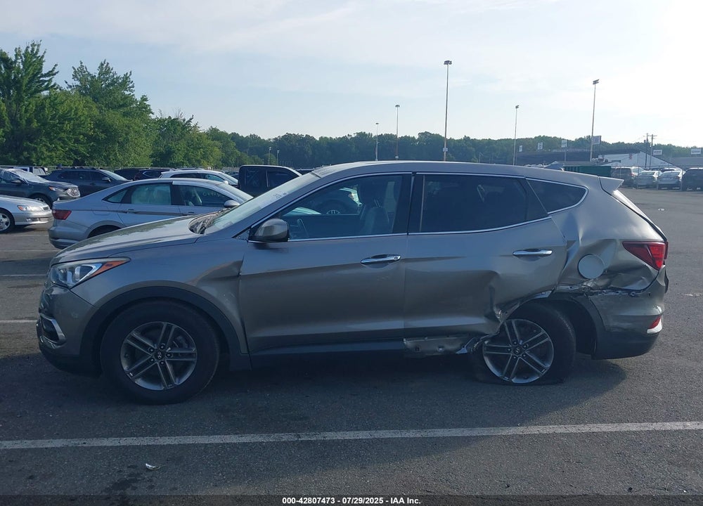 2017 HYUNDAI SANTA FE VIN: 5XYZTDLB9HG396129