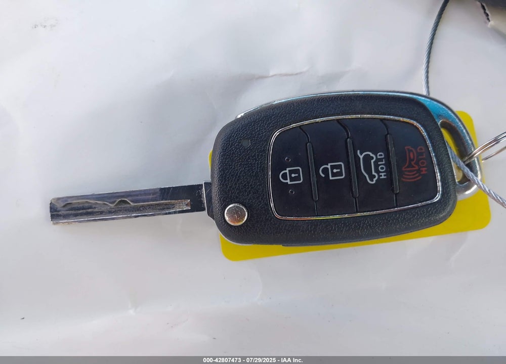 2017 HYUNDAI SANTA FE VIN: 5XYZTDLB9HG396129