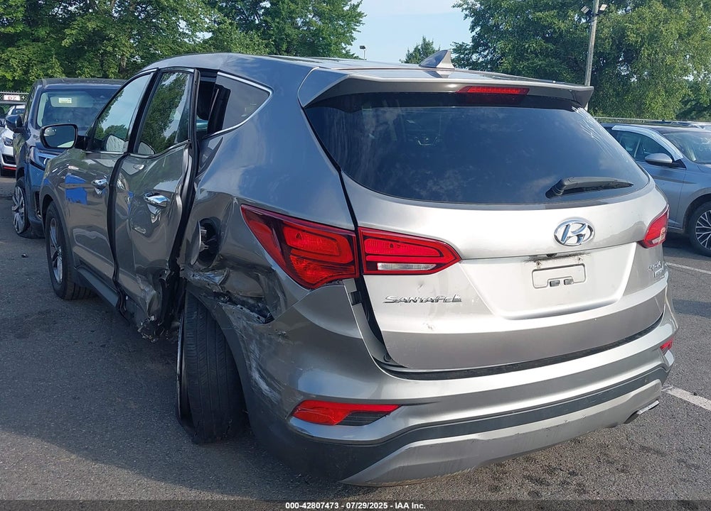 2017 HYUNDAI SANTA FE VIN: 5XYZTDLB9HG396129