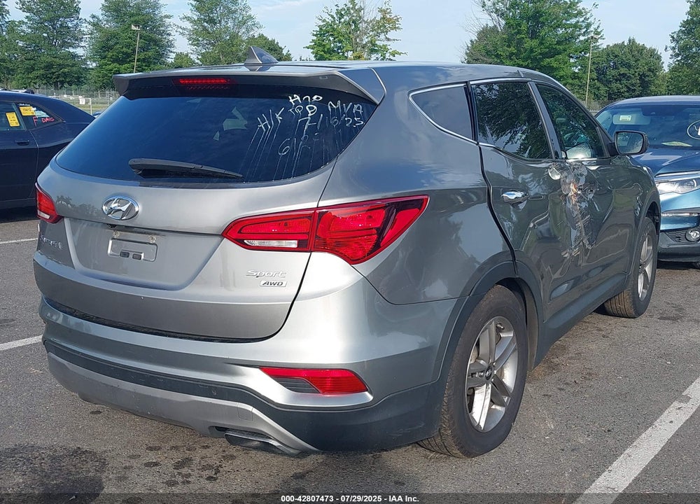 2017 HYUNDAI SANTA FE VIN: 5XYZTDLB9HG396129