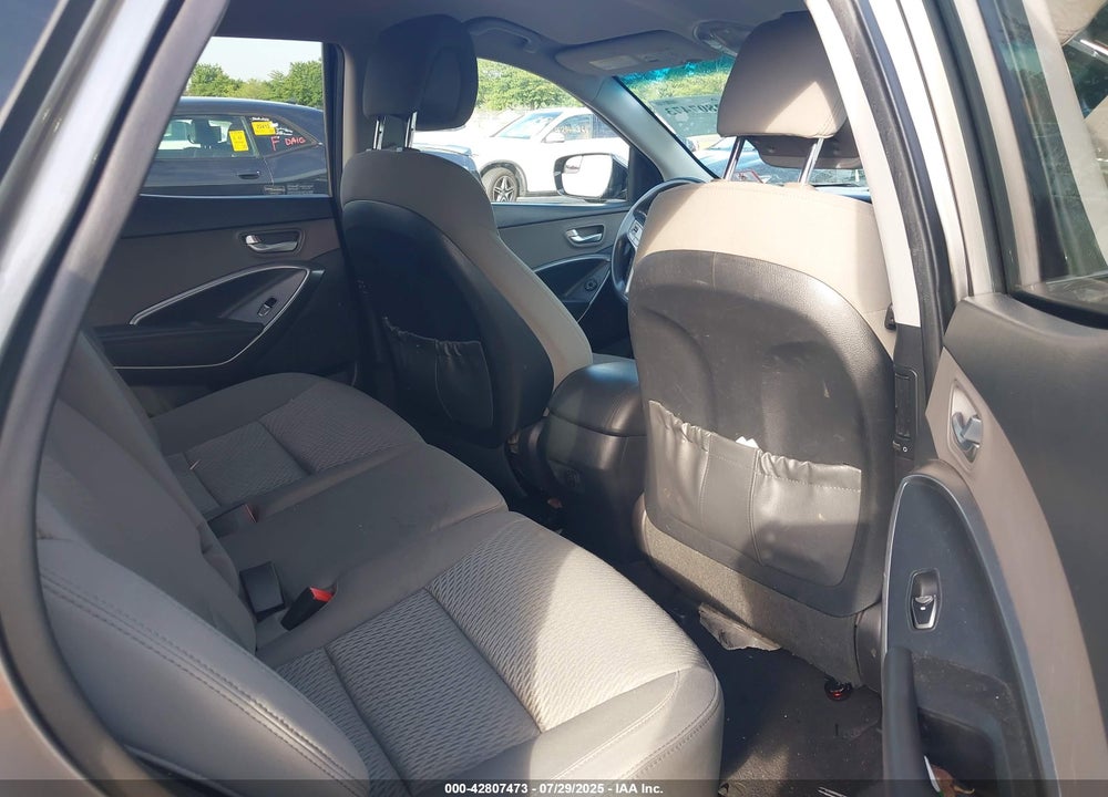 2017 HYUNDAI SANTA FE VIN: 5XYZTDLB9HG396129