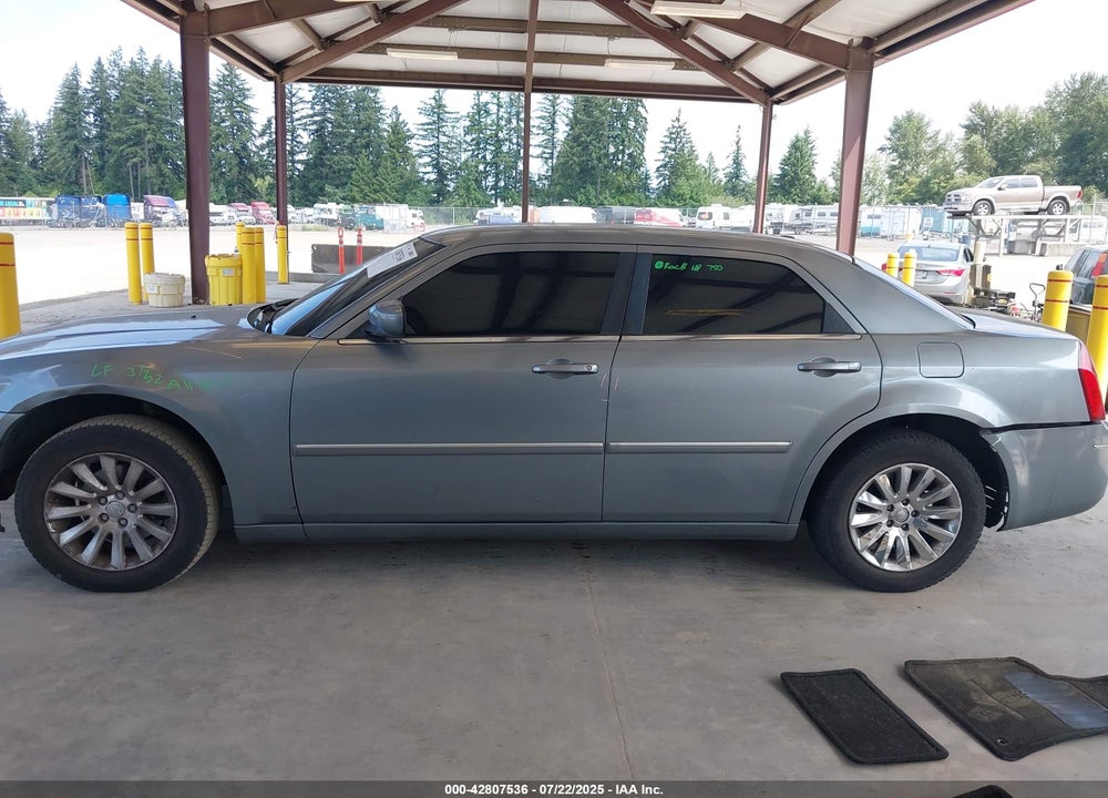 2007 CHRYSLER 300 TOURING VIN: 2C3KA53G07H827793