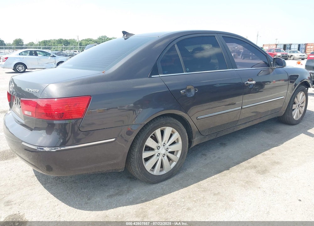 2010 HYUNDAI SONATA VIN: 5NPEU4AC5AH638310