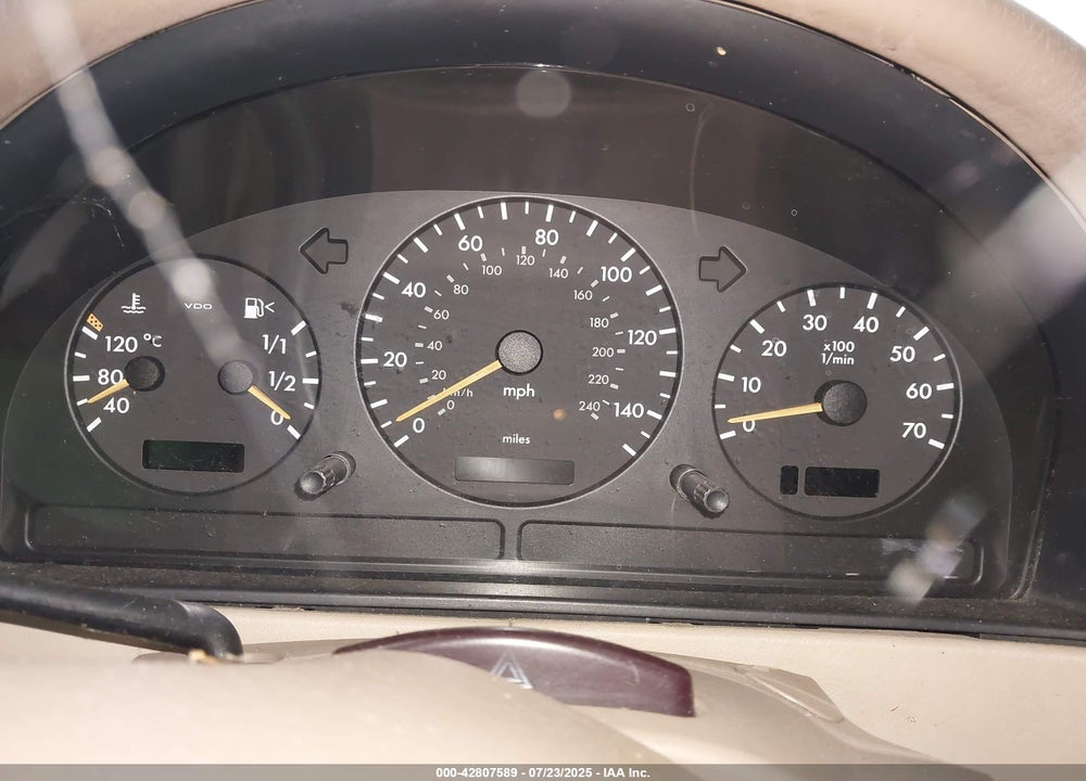 2002 MERCEDES-BENZ ML 500 VIN: 4JGAB75E22A308937