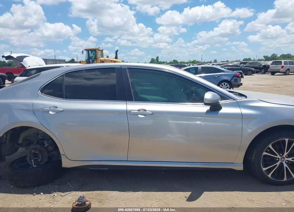 2020 TOYOTA CAMRY VIN: 4T1G11AK5LU984577