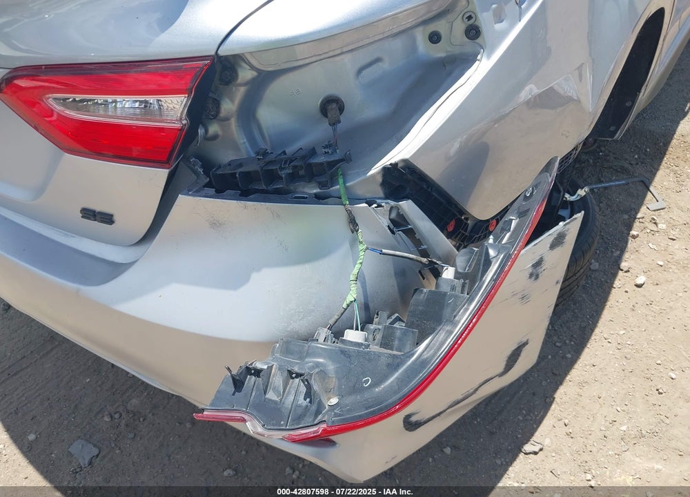 2020 TOYOTA CAMRY VIN: 4T1G11AK5LU984577