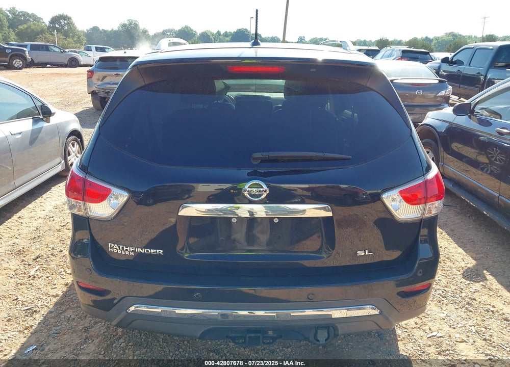 2015 NISSAN PATHFINDER SL VIN: 5N1AR2MN8FC632730