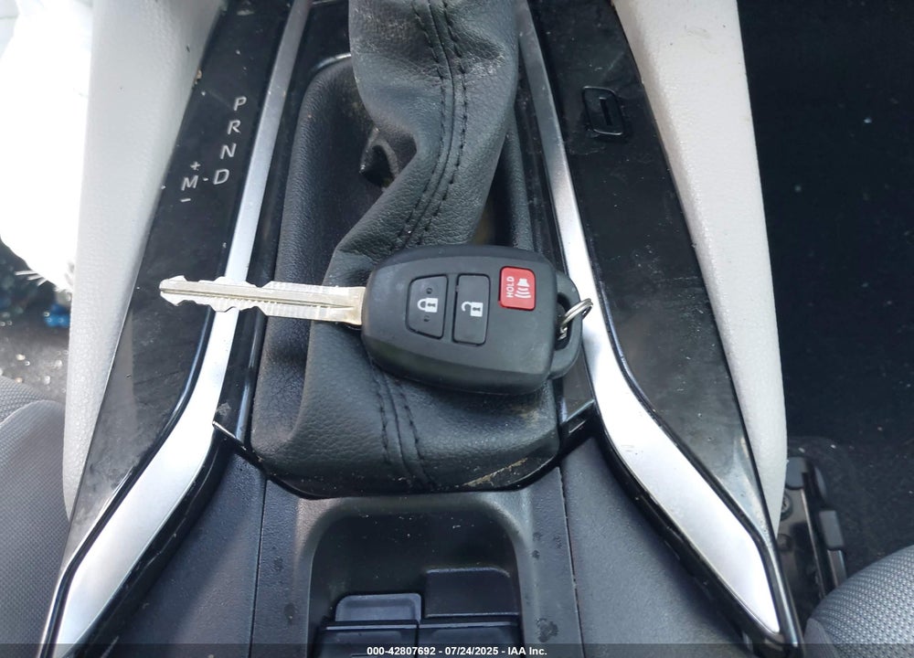 2025 TOYOTA COROLLA CROSS VIN: 7MUAAAAG8SV146039