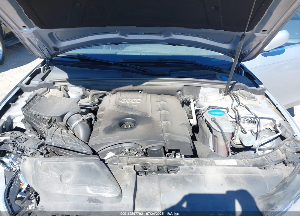 2016 AUDI A4 VIN: WAUAFAFL5GN012536