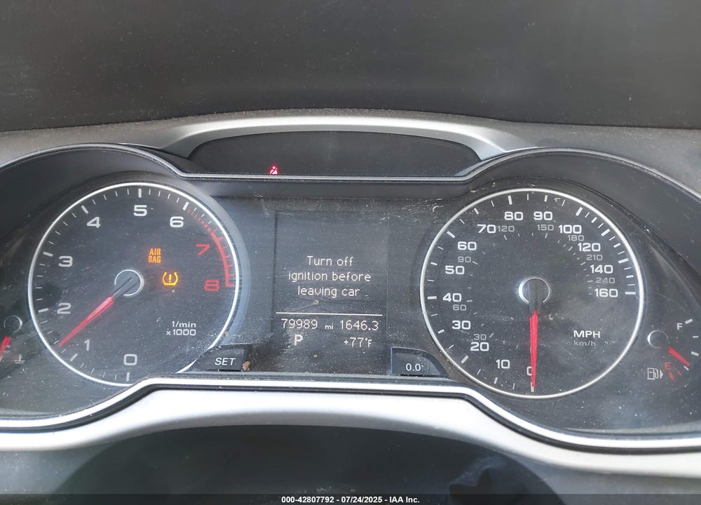 2016 AUDI A4 VIN: WAUAFAFL5GN012536