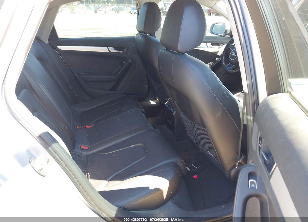 2016 AUDI A4 VIN: WAUAFAFL5GN012536