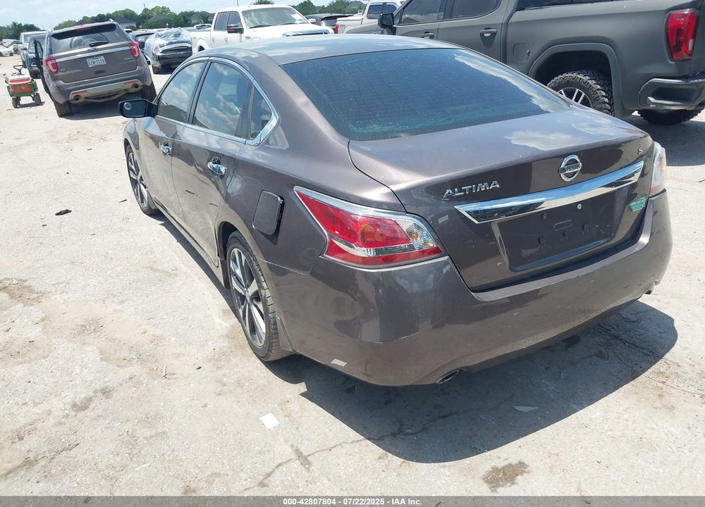 2015 NISSAN ALTIMA VIN: 1N4AL3AP5FN372461