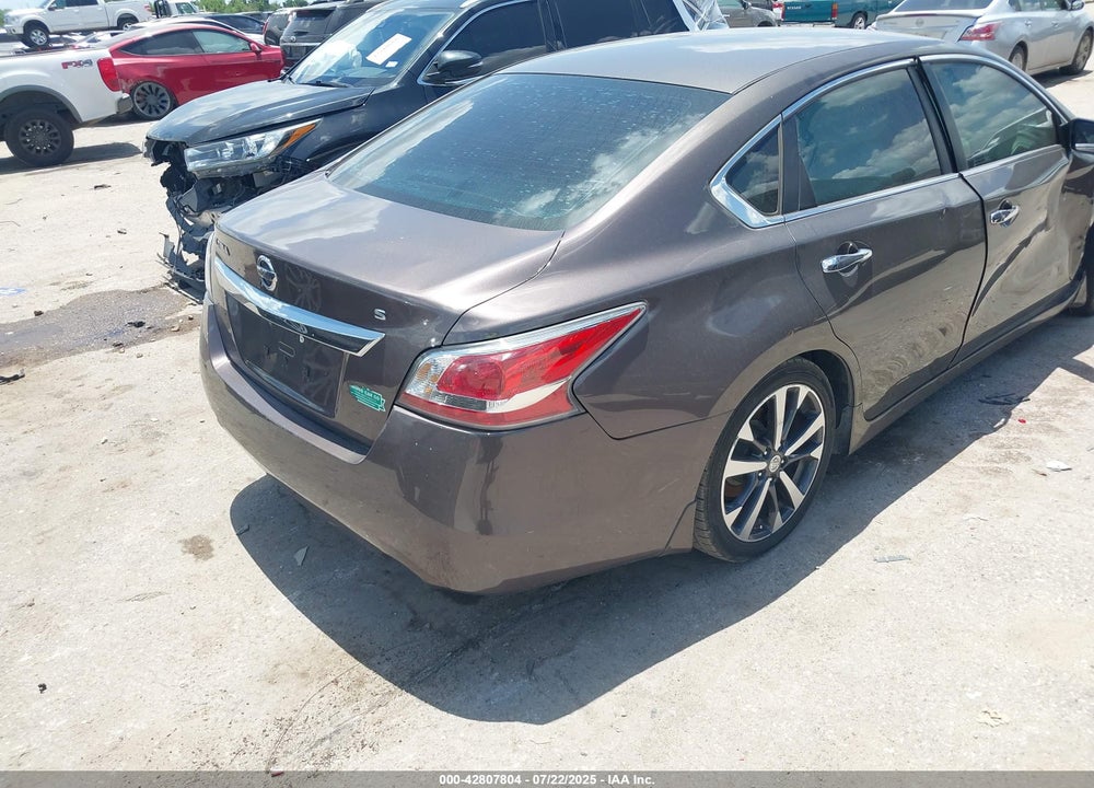 2015 NISSAN ALTIMA VIN: 1N4AL3AP5FN372461