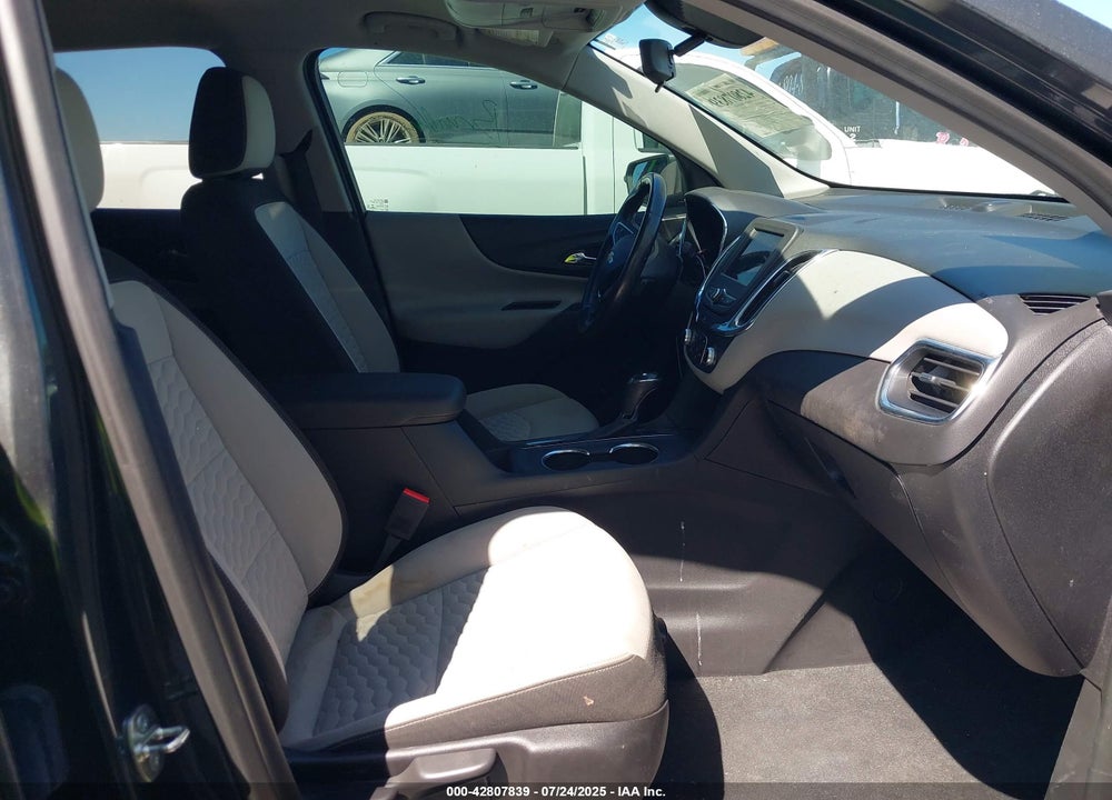 2019 CHEVROLET EQUINOX VIN: 3GNAXKEV3KS551445