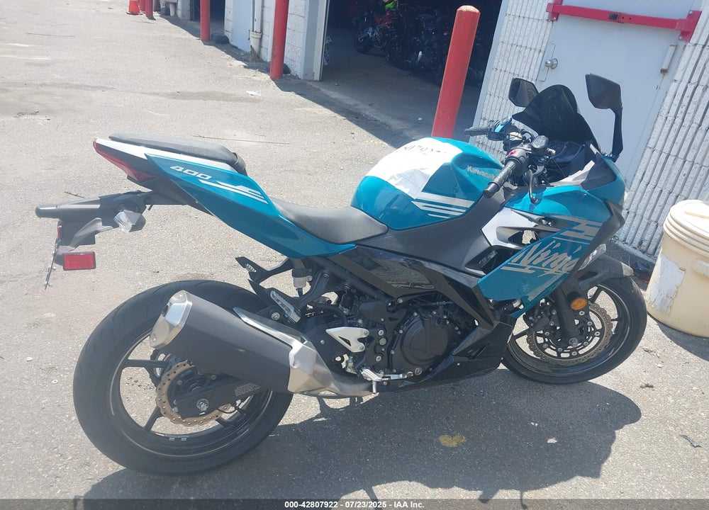 2021 KAWASAKI EX400 VIN: JKAEXKH12MDAA0650