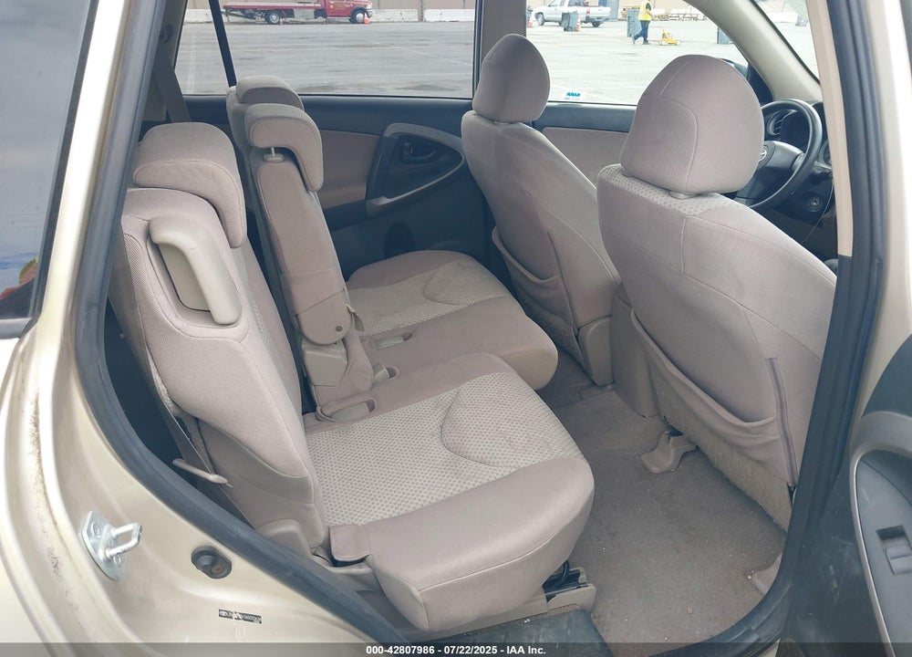 2006 TOYOTA RAV4 VIN: JTMBD33V765032638