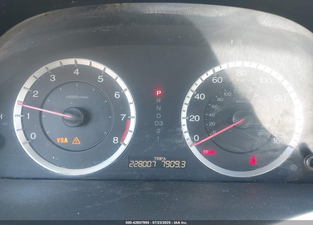 2008 HONDA ACCORD VIN: 1HGCP26898A114930