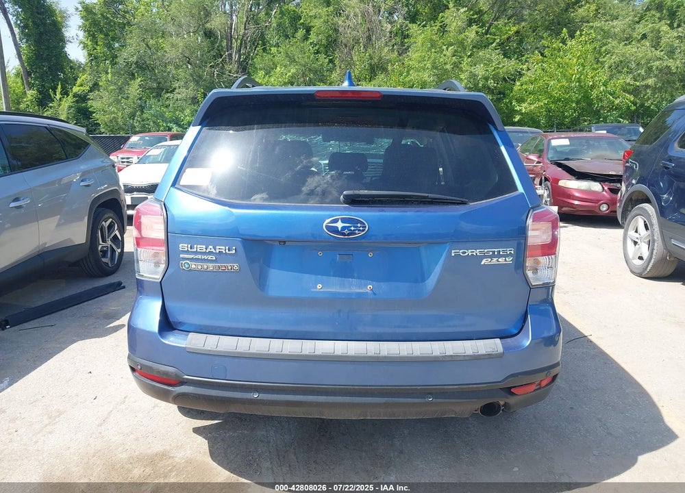 2017 SUBARU FORESTER VIN: JF2SJAWC8HH450555
