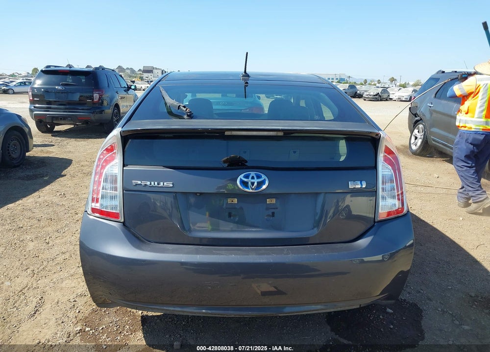 2014 TOYOTA PRIUS VIN: JTDKN3DU5E1735809