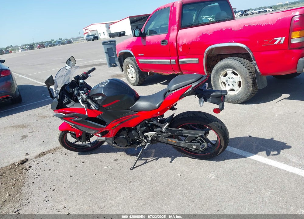 2025 KAWASAKI EX500 A/B VIN: ML5EXGJ16SDA61864