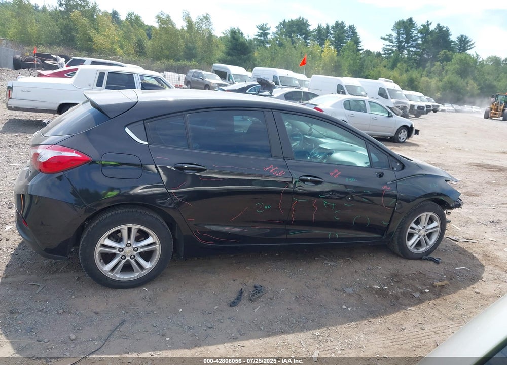 2018 CHEVROLET CRUZE VIN: 3G1BE6SM1JS585171