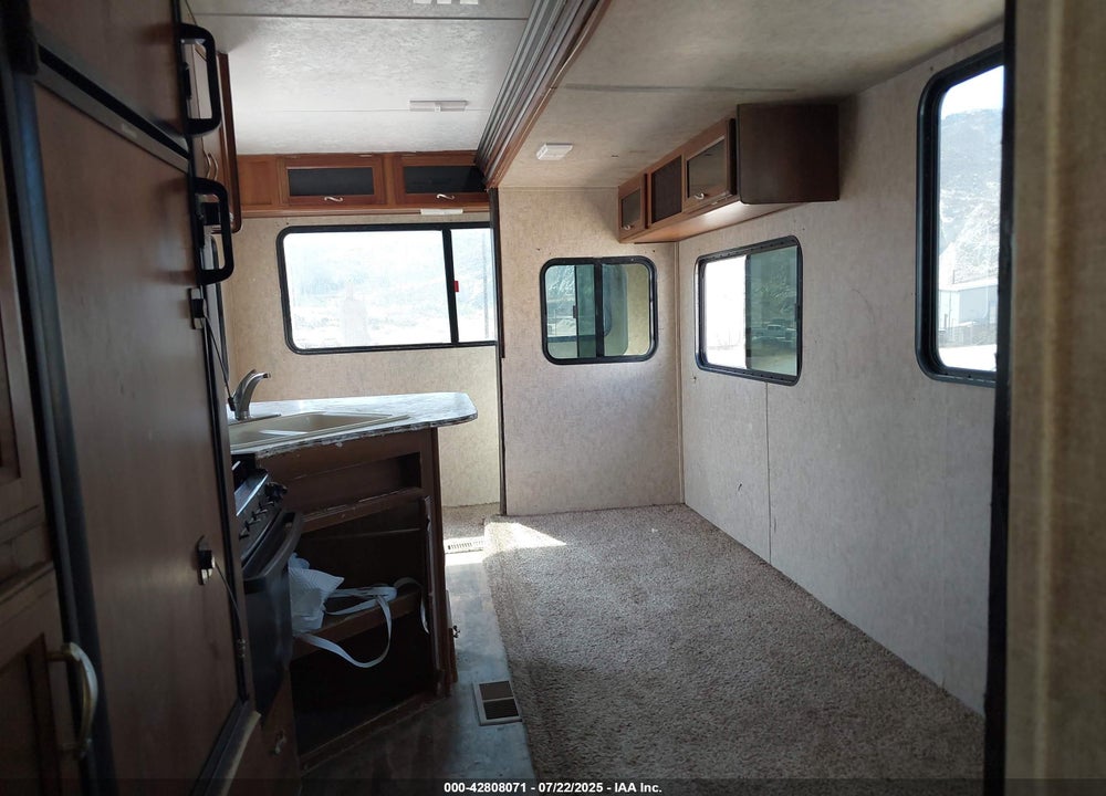 2017 TRAILER AVENGER VIN: 5ZT2AVSB1HB913284