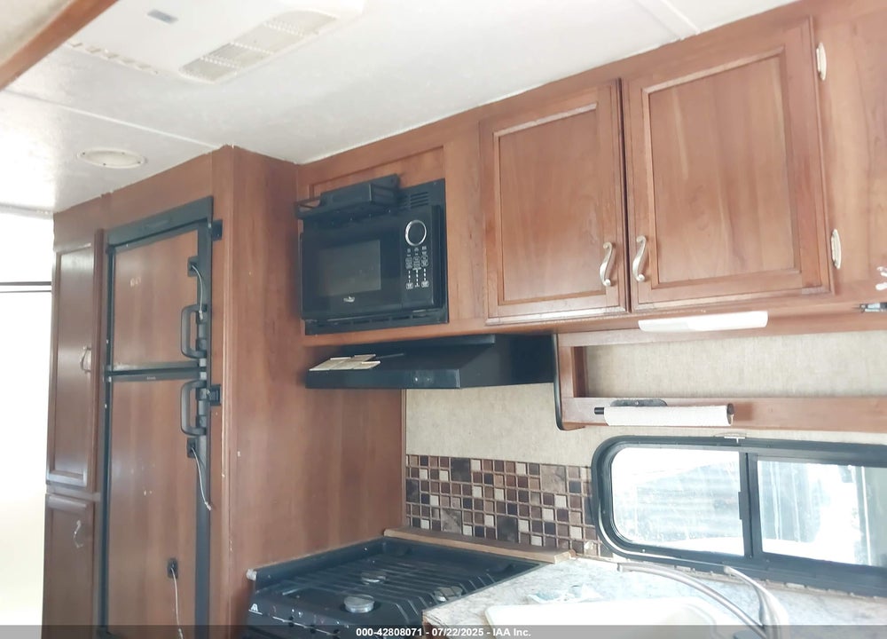2017 TRAILER AVENGER VIN: 5ZT2AVSB1HB913284