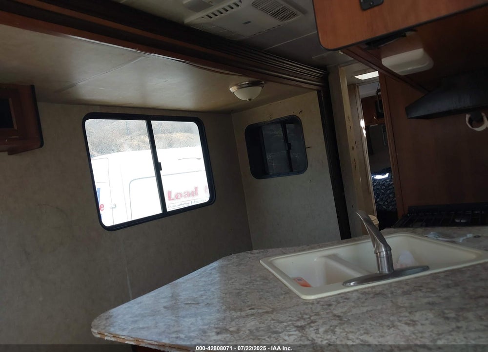 2017 TRAILER AVENGER VIN: 5ZT2AVSB1HB913284