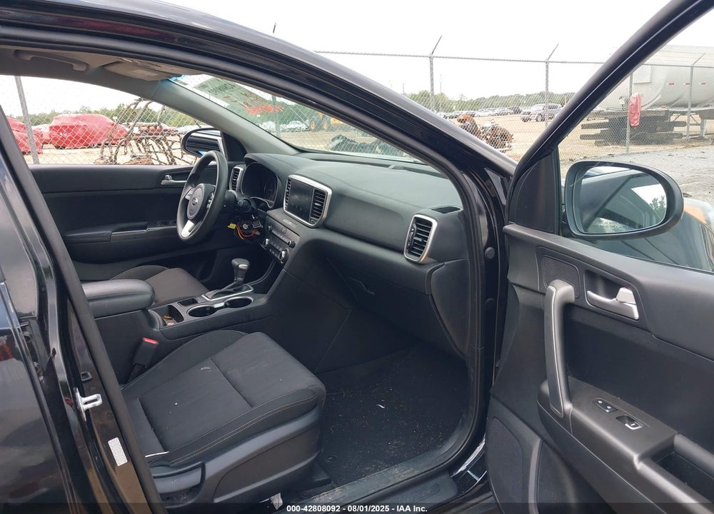 2022 KIA SPORTAGE LX VIN: KNDPM3AC8N7006754