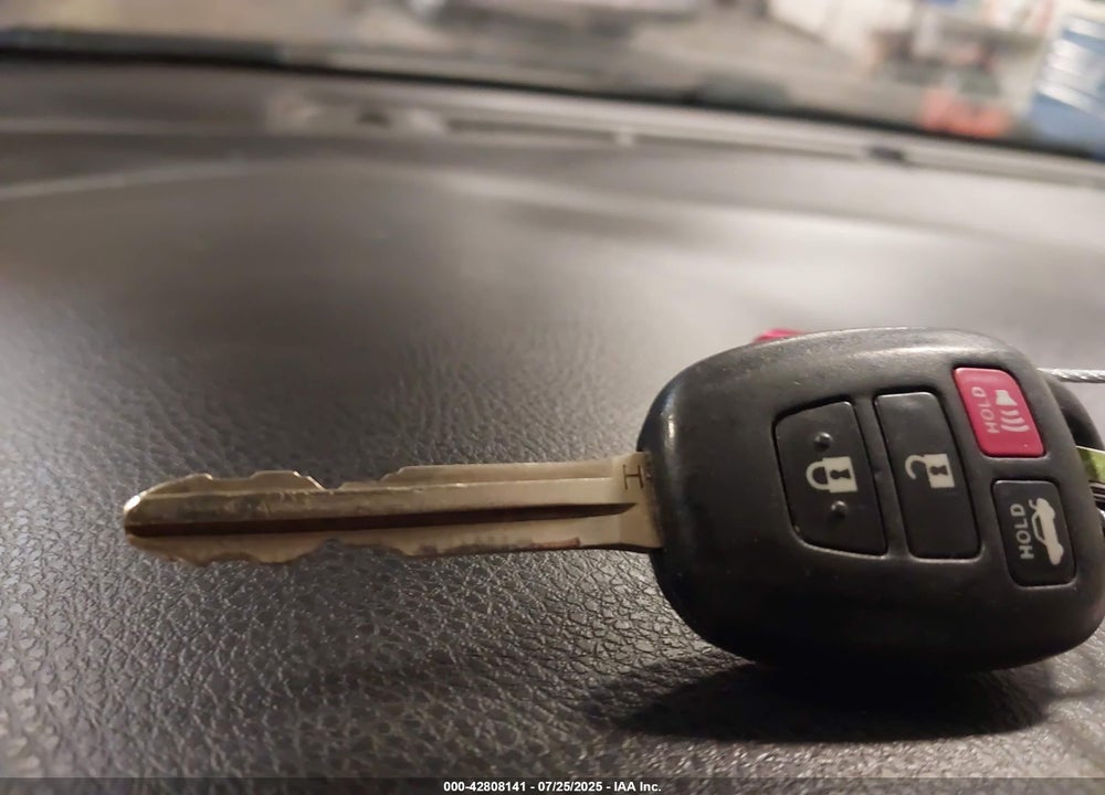 2015 TOYOTA COROLLA VIN: 5YFBURHE9FP187156