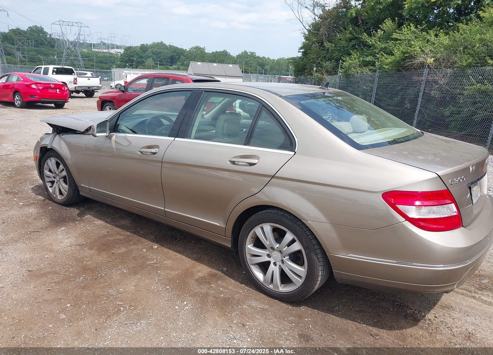 2010 MERCEDES-BENZ C CLASS VIN: WDDGF8BB6AF412471
