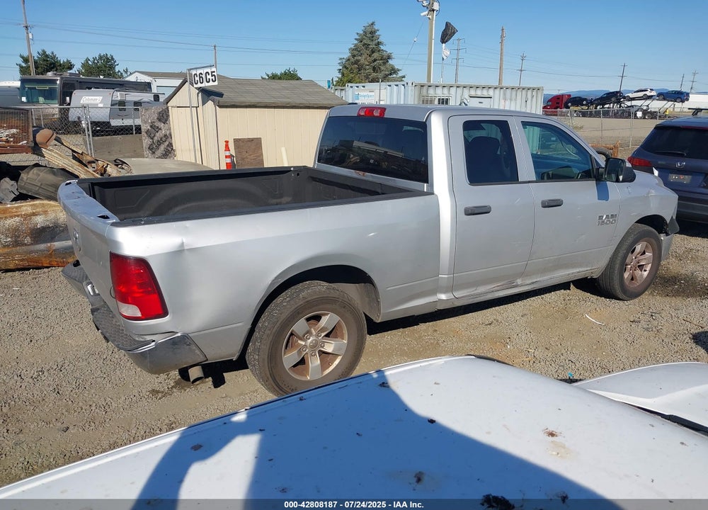 2013 RAM 1500 VIN: 1C6RR6FGXDS707063