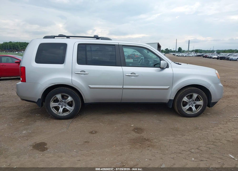 2012 HONDA PILOT VIN: 5FNYF4H57CB069220