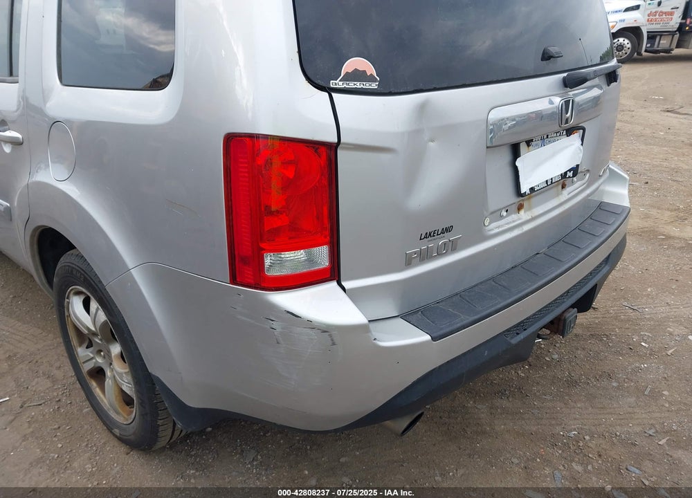 2012 HONDA PILOT VIN: 5FNYF4H57CB069220
