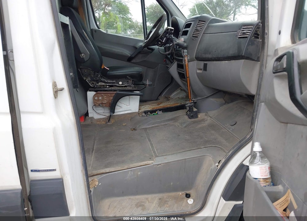 2014 MERCEDES-BENZ SPRINTER 2500 HIGH ROOF VIN: WD3PE8DEXE5830462