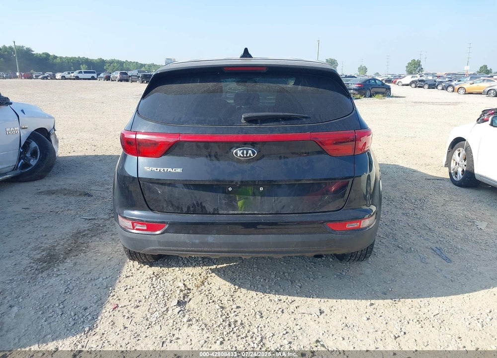 2017 KIA SPORTAGE VIN: KNDPMCACXH7086143