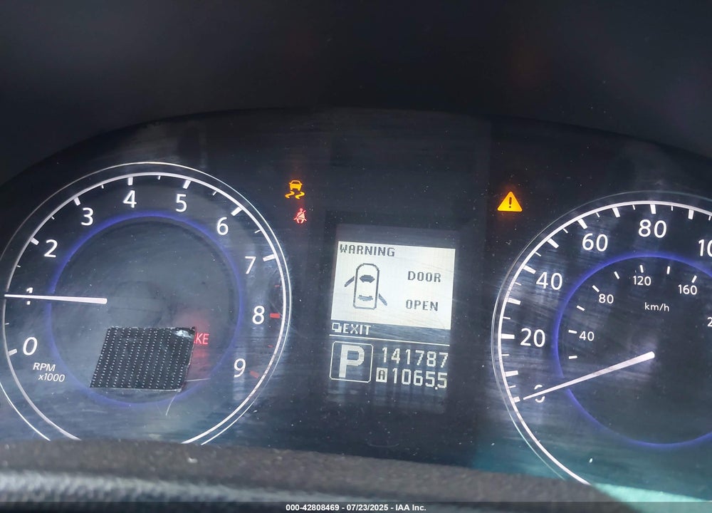 2011 INFINITI G37X VIN: JN1CV6AR1BM405538