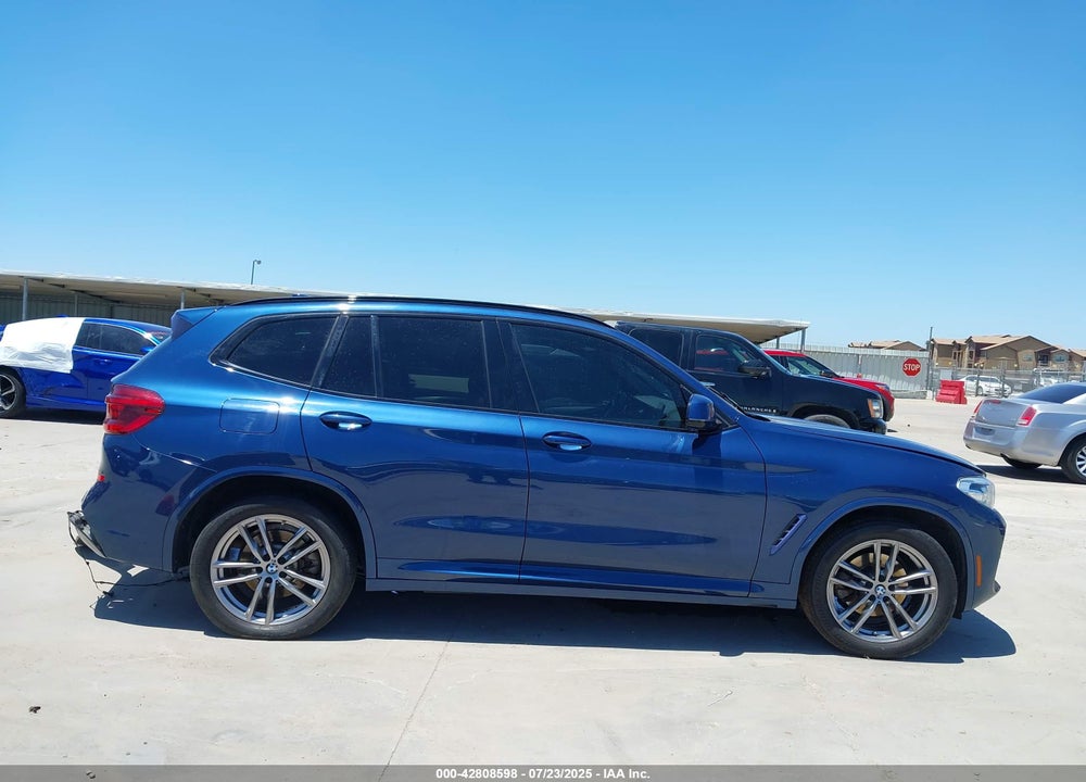 2021 BMW X3 VIN: 5UXTY3C04M9E84793