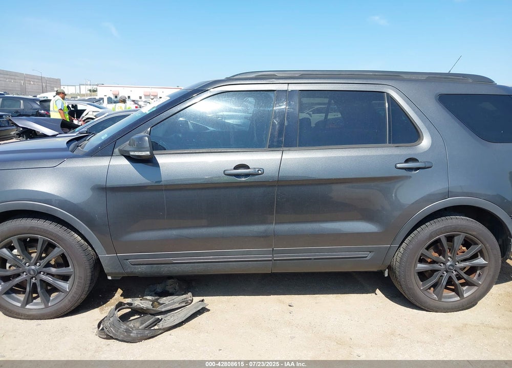 2018 FORD EXPLORER VIN: 1FM5K7D89JGC32724