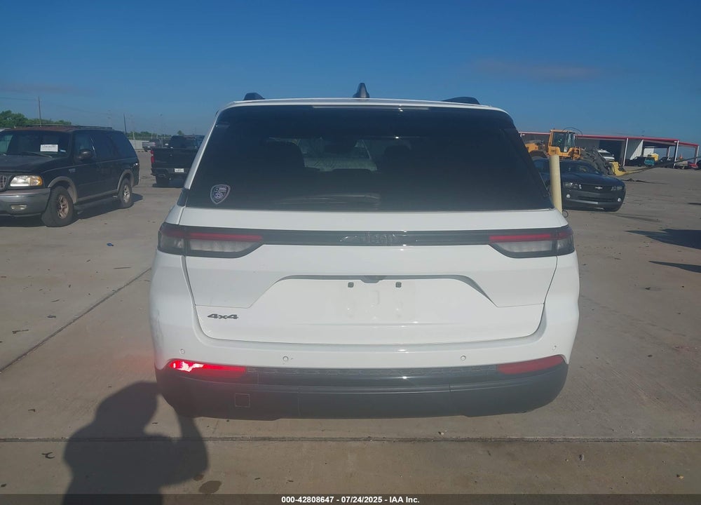 2024 JEEP GRAND CHEROKEE VIN: 1C4RJHAG5RC148591