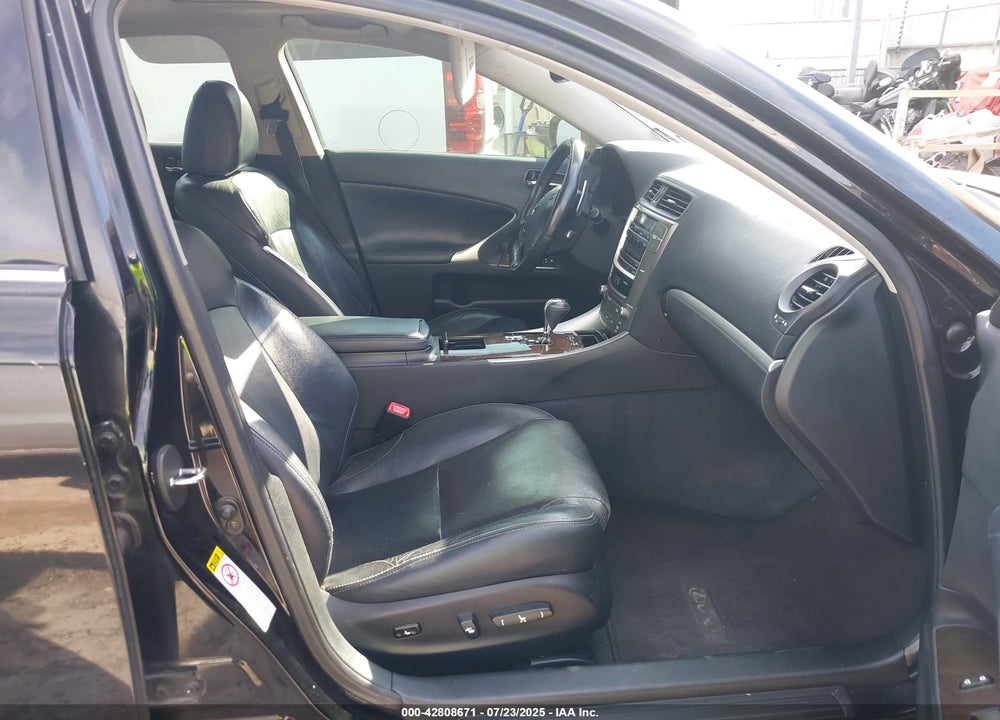 2013 LEXUS IS 250 VIN: JTHBF5C24D5188949