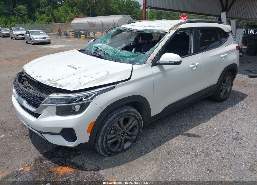 2021 KIA SELTOS VIN: KNDEU2AA5M7059135