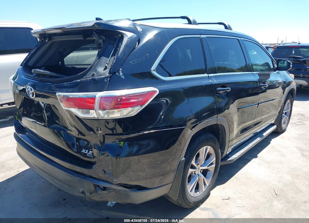 2015 TOYOTA HIGHLANDER VIN: 5TDKKRFH8FS083719