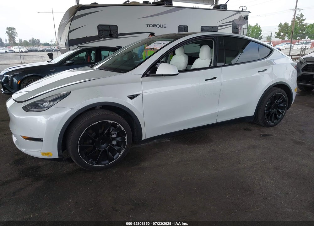 2021 TESLA MODEL Y LONG RANGE DUAL MOTOR ALL-WHEEL DRIVE VIN: 5YJYGDEE3MF154056
