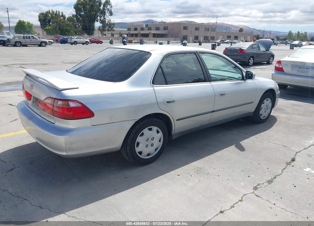 2000 HONDA ACCORD VIN: JHMCG6658YC000903