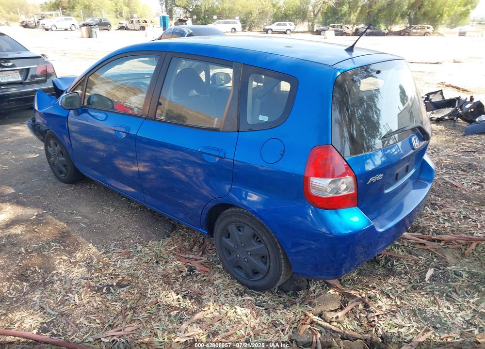 2008 HONDA FIT VIN: JHMGD38498S059865