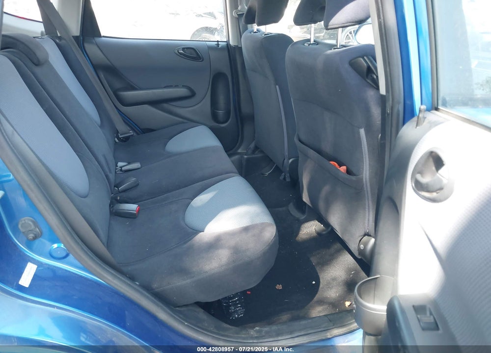 2008 HONDA FIT VIN: JHMGD38498S059865