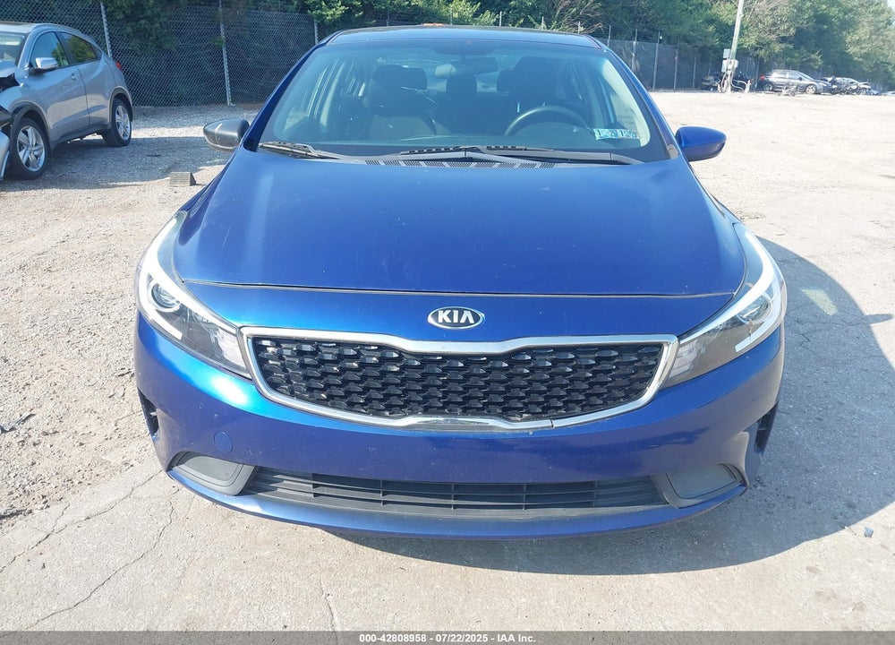 2017 KIA FORTE VIN: 3KPFK4A74HE135282