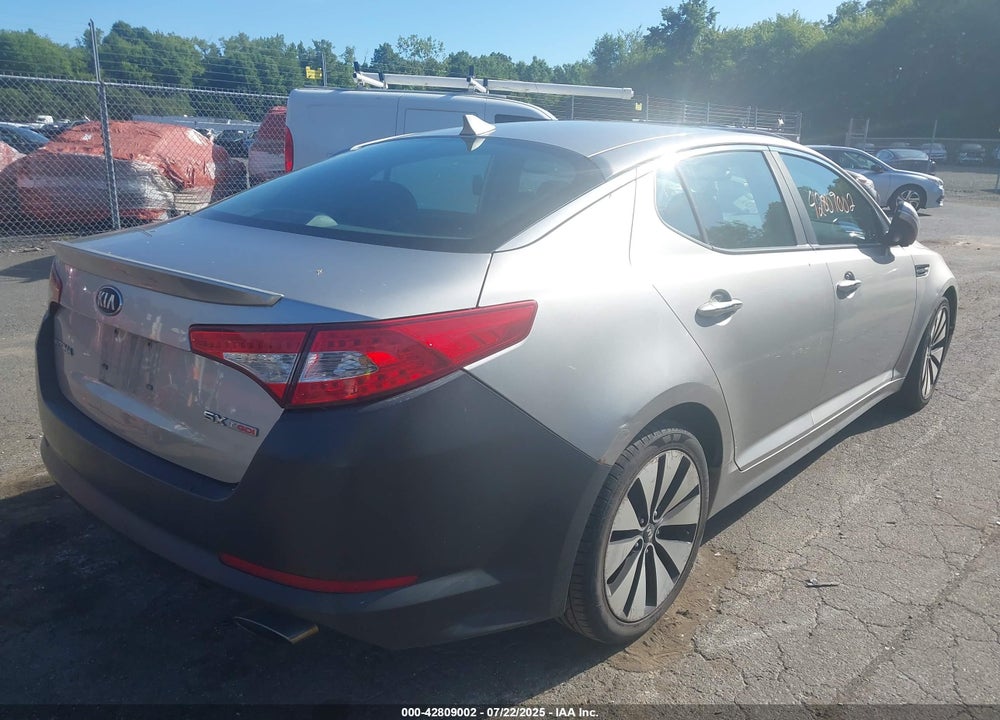 2013 KIA OPTIMA VIN: 5XXGR4A67DG134538